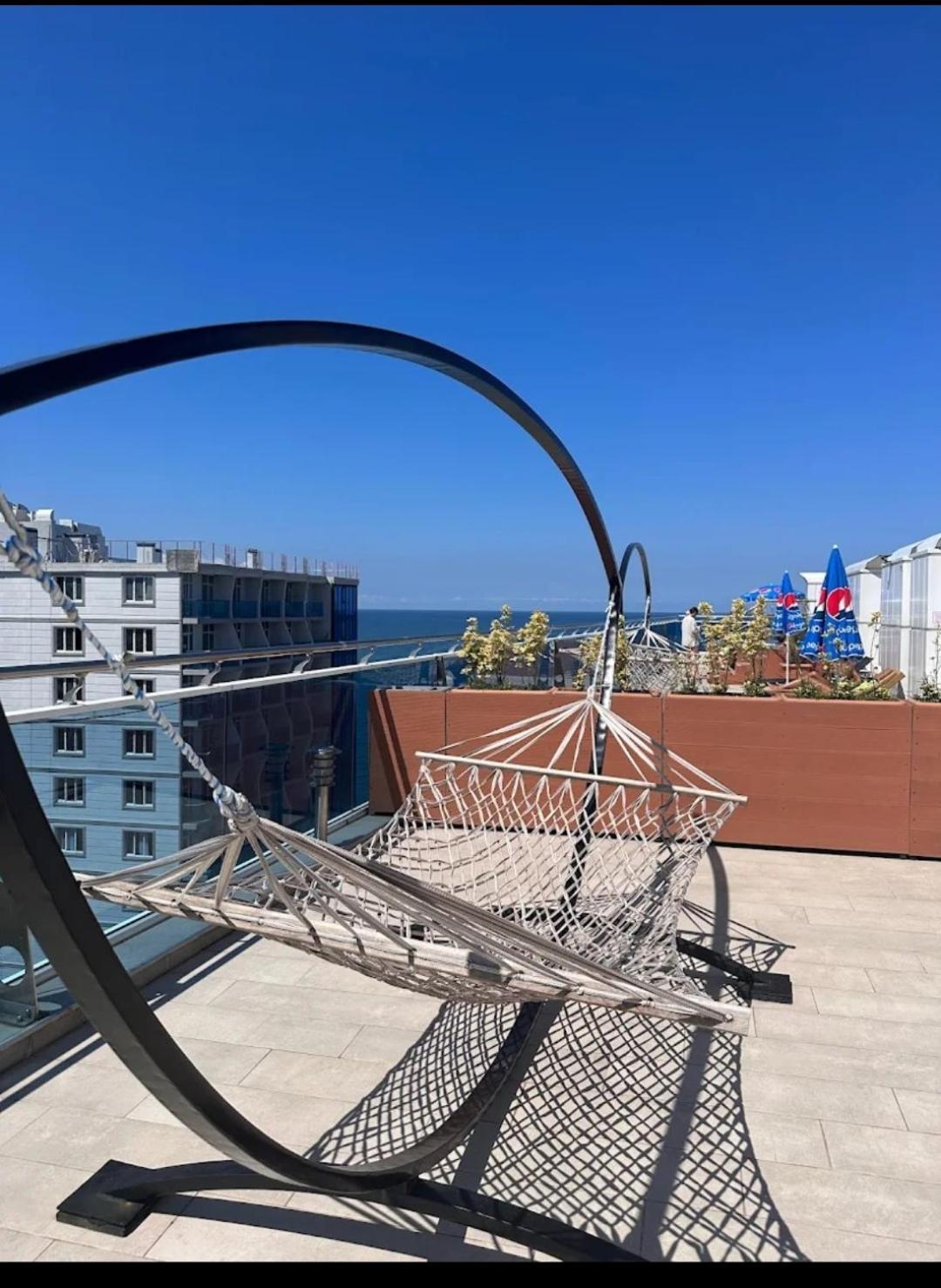 Sunrise Apart-Hotel Batumi Exterior photo